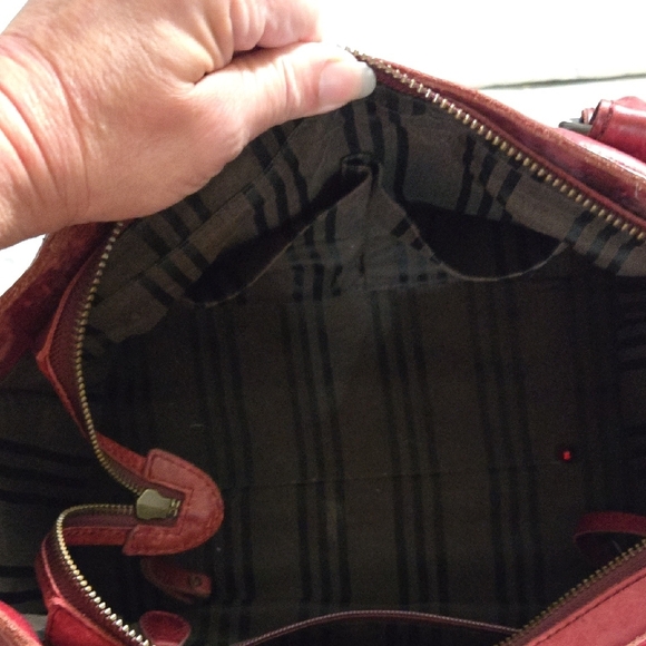 Frye Red Leather Satchel with Vintage Appeal - Picture 3 of 8